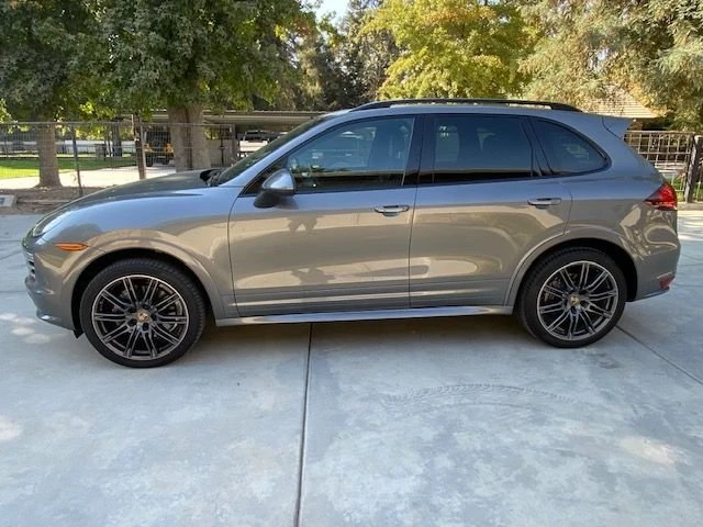 2014 Porsche 958 Cayenne Diesel - Image 2 of 10