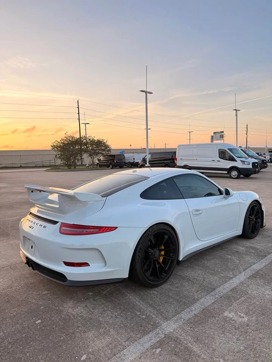 2014 Porsche 991 GT3 - Image 7 of 10