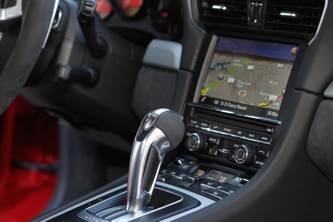 2014 Porsche 991 GT3 - Image 26 of 31