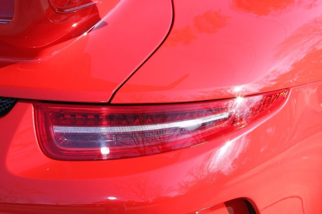 2014 Porsche 991 GT3 - Image 13 of 31