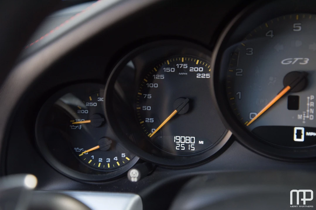 2016 Porsche 991 GT3 - Image 22 of 31