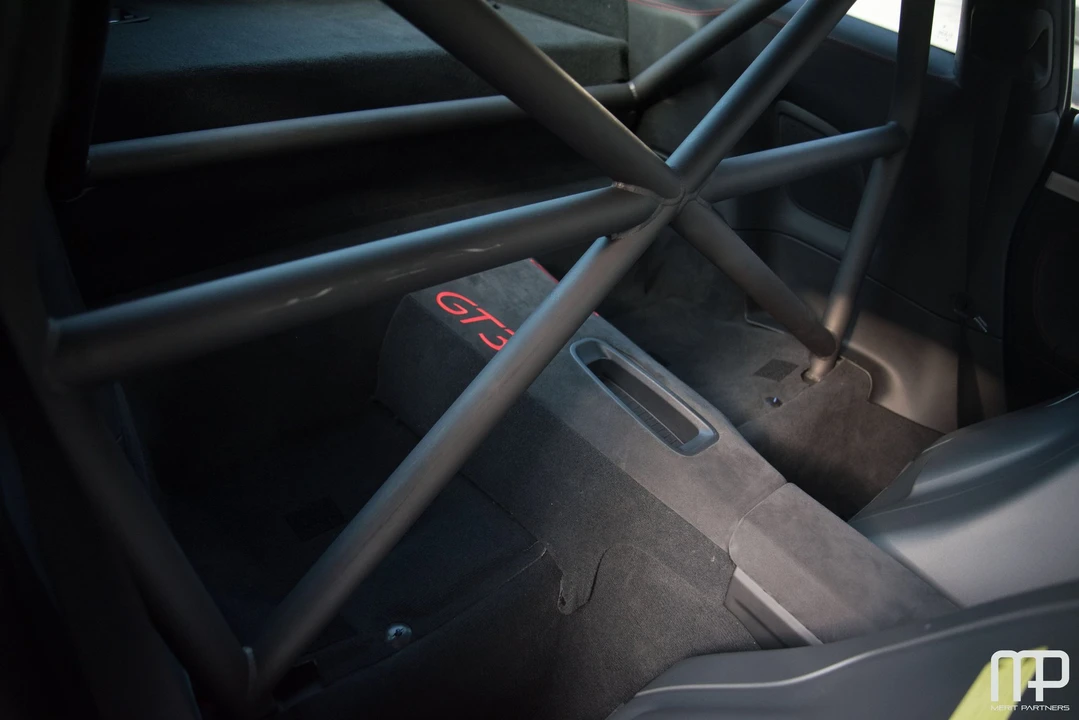 2016 Porsche 991 GT3 - Image 28 of 31