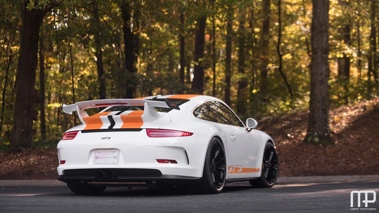 2014 Porsche 991 GT3 - Image 10 of 31