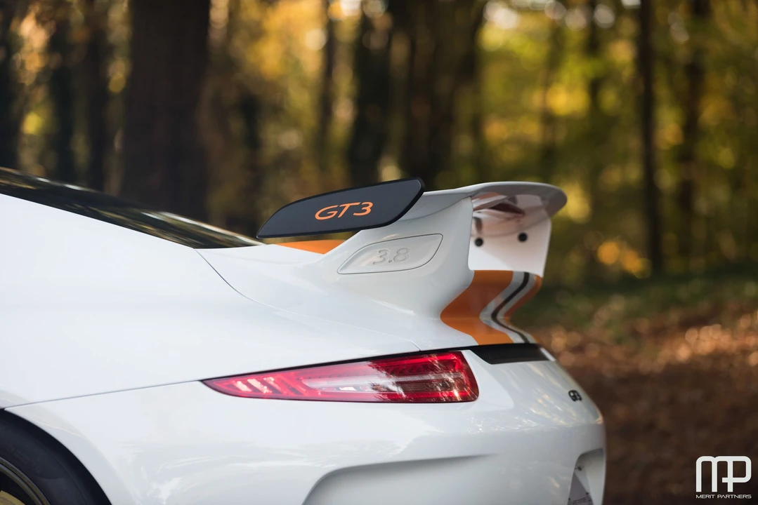 2014 Porsche 991 GT3 - Image 15 of 31