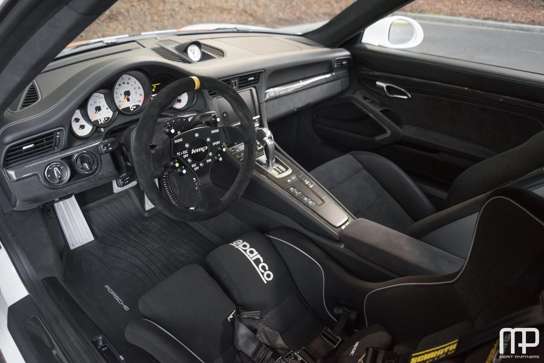 2014 Porsche 991 GT3 - Image 21 of 31
