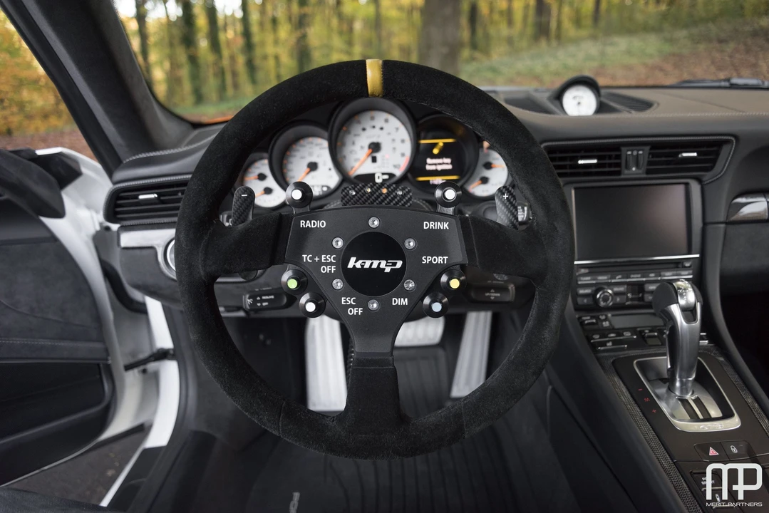 2014 Porsche 991 GT3 - Image 23 of 31