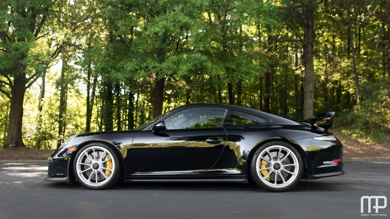 2014 Porsche 991 GT3 - Image 7 of 31