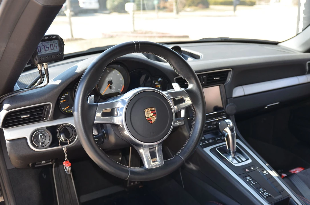2014 Porsche 991 GT3 - Image 9 of 9