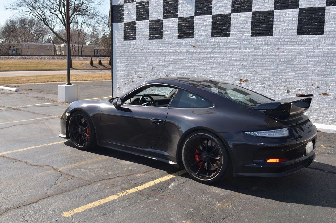 2014 Porsche 991 GT3 - Image 2 of 9