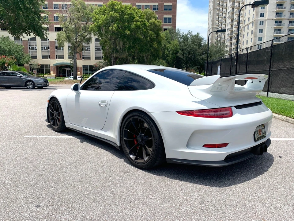 2014 Porsche 991 GT3 - Image 2 of 6