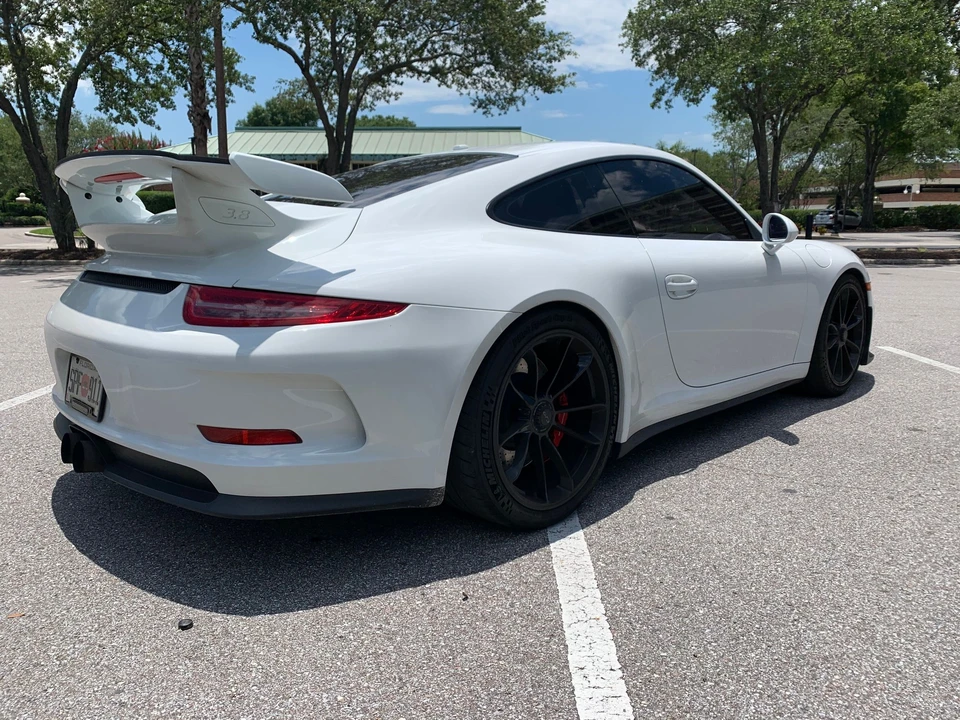 2014 Porsche 991 GT3 - Image 4 of 6
