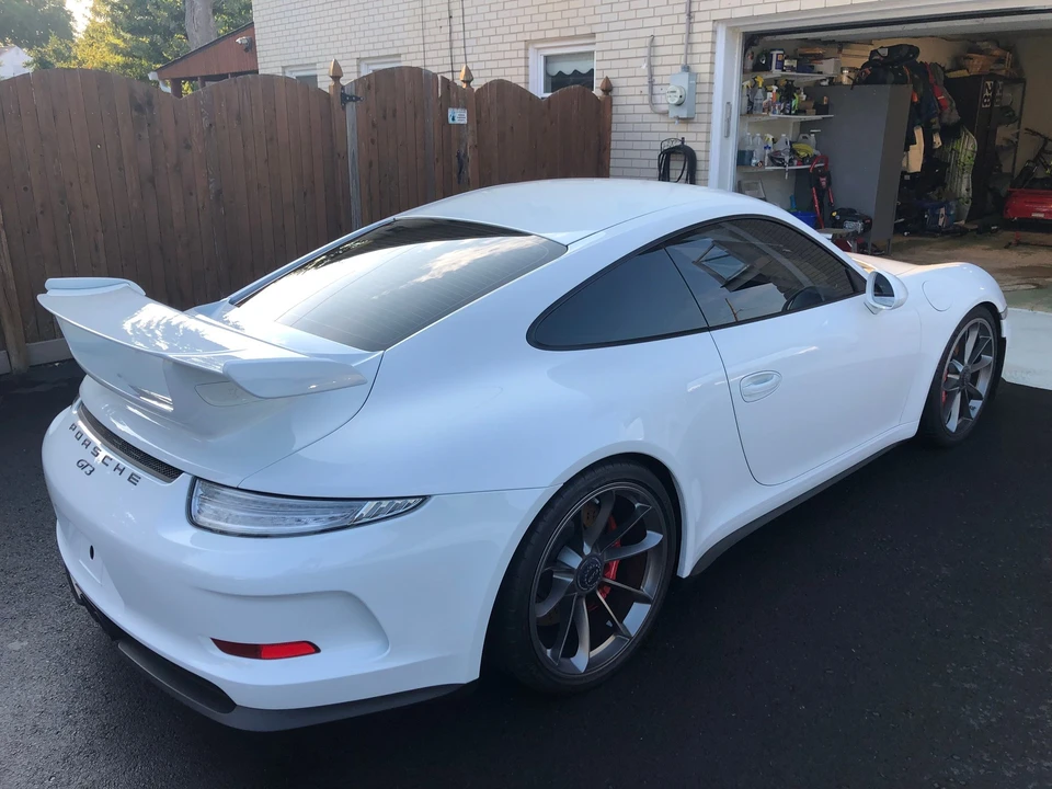 2014 Porsche 991 GT3 - Image 2 of 3
