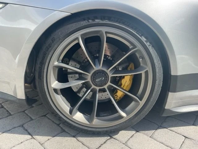 2014 Porsche 991 GT3 - Image 15 of 17