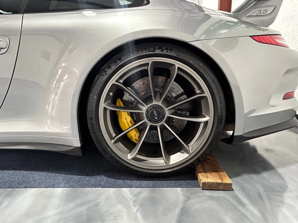 2014 Porsche 991 GT3 - Image 16 of 22