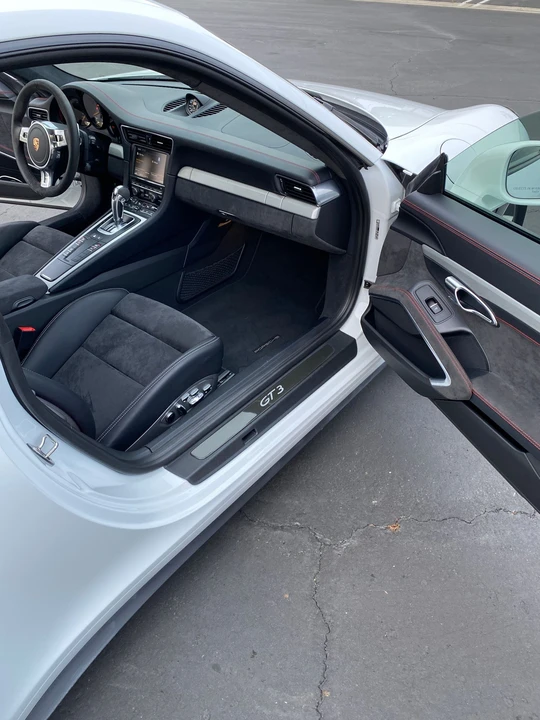 2014 Porsche 991 GT3 - Image 11 of 13