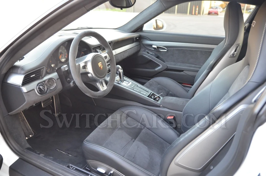 2014 Porsche 991 GT3 - Image 2 of 2