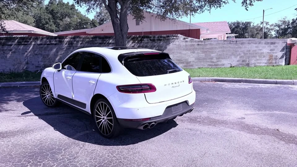2014 Porsche Macan GTS - Image 6 of 14