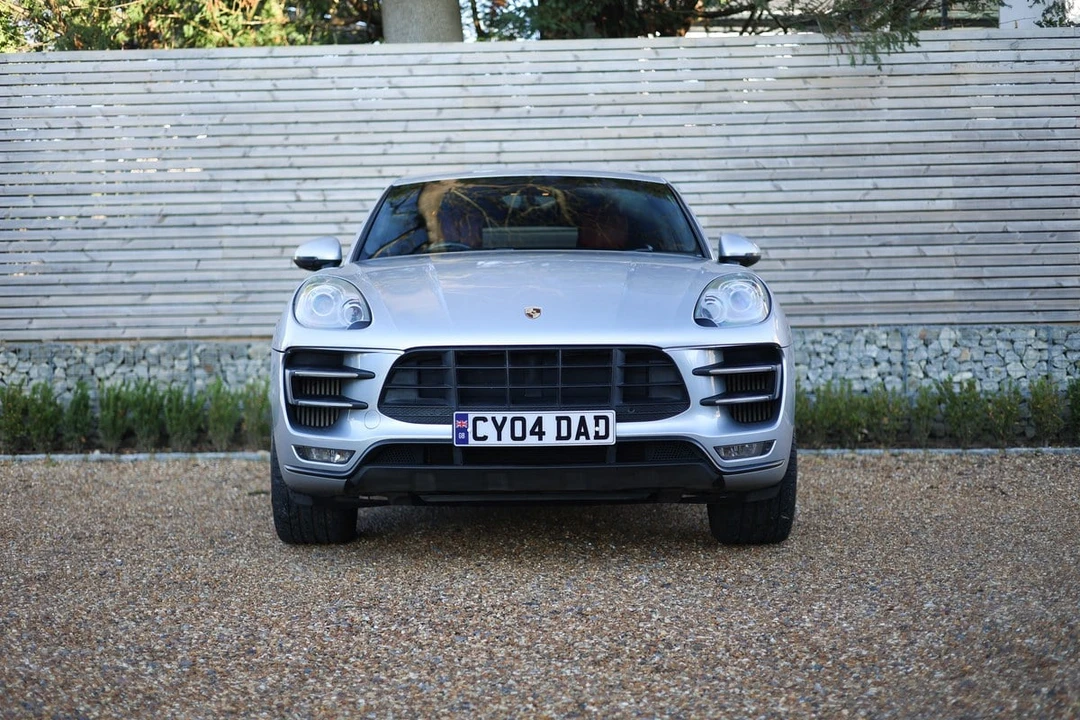 2014 Porsche Macan Turbo - Image 4 of 30