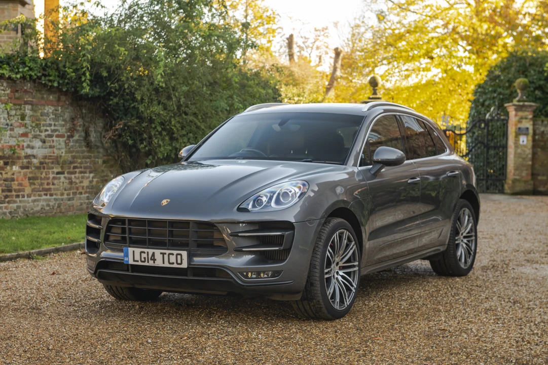 2014 Porsche Macan Turbo - Image 4 of 31