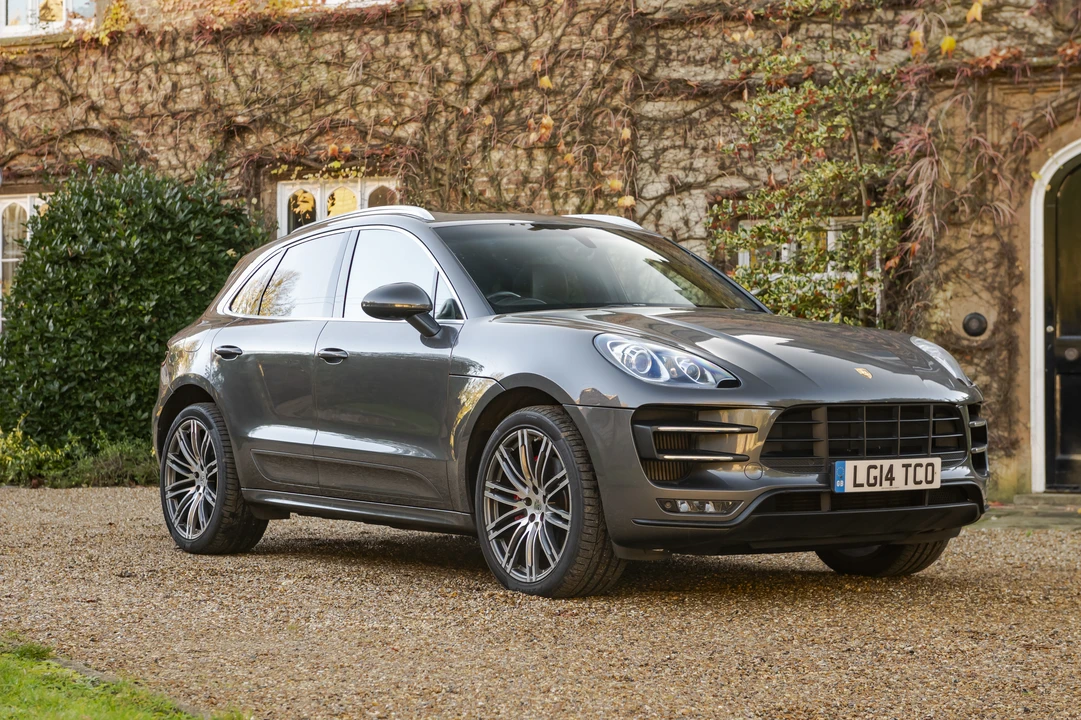 2014 Porsche Macan Turbo - Image 10 of 31