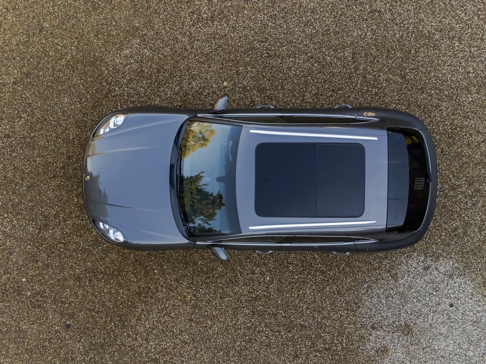 2014 Porsche Macan Turbo - Image 20 of 31