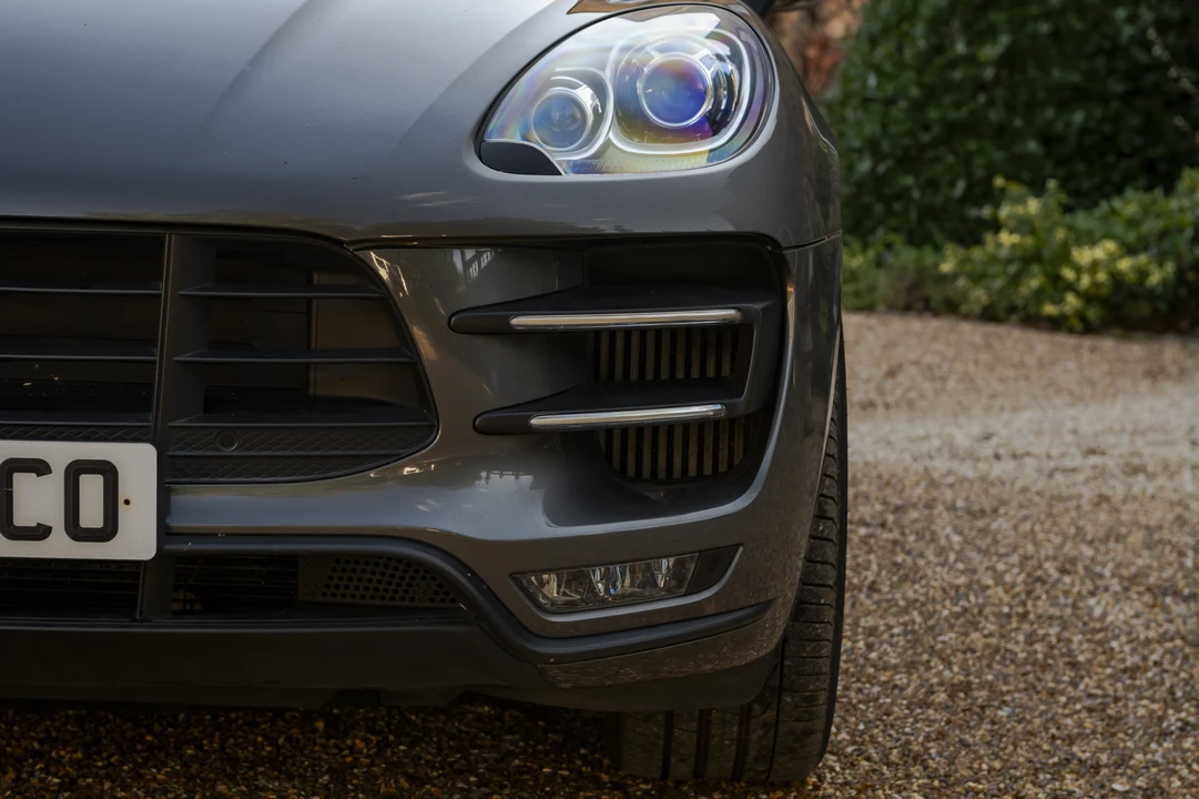2014 Porsche Macan Turbo - Image 21 of 31