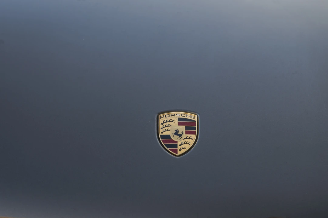 2014 Porsche Macan Turbo - Image 24 of 31
