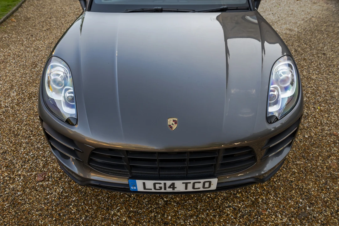 2014 Porsche Macan Turbo - Image 30 of 31