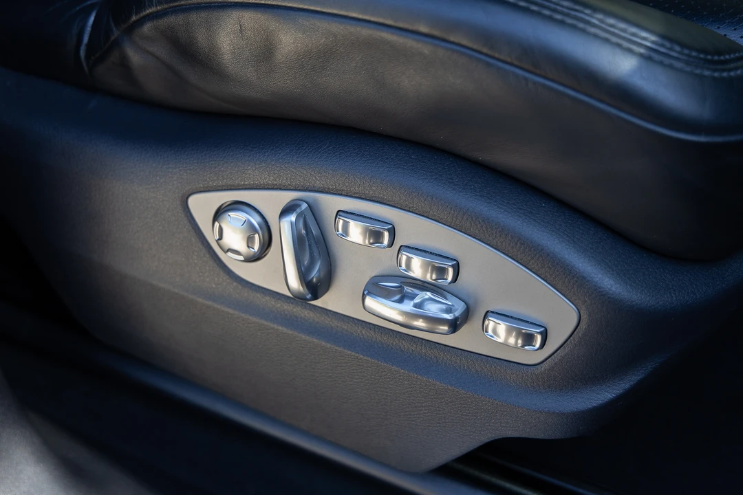 2014 Porsche Macan Turbo - Image 18 of 31