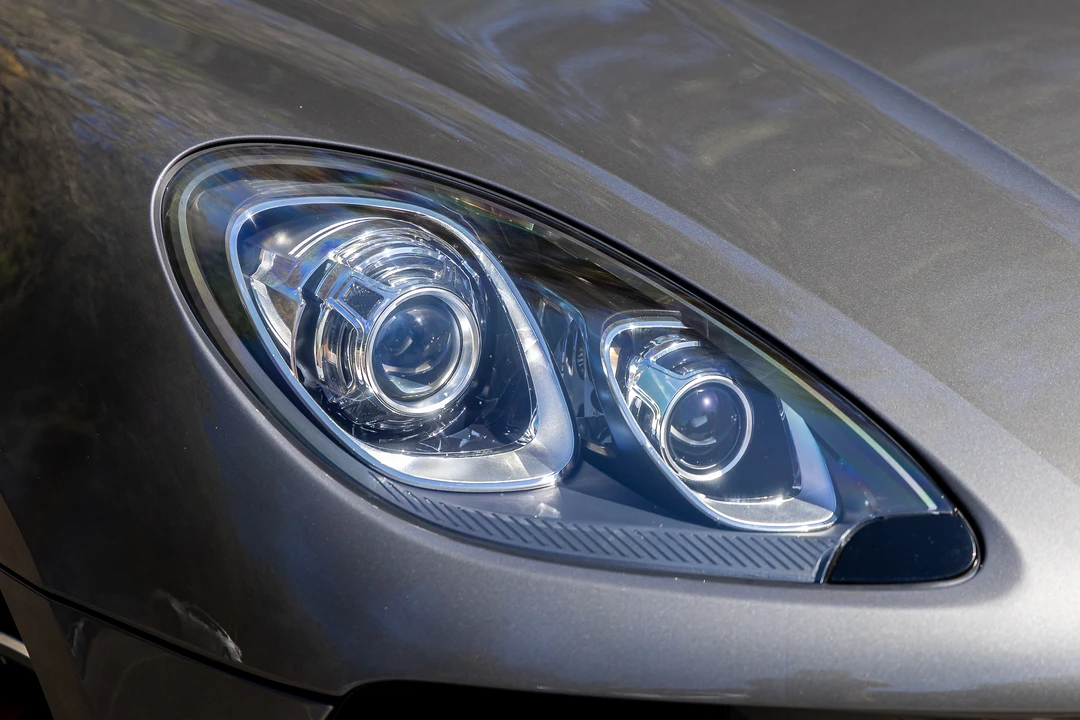 2014 Porsche Macan Turbo - Image 21 of 31