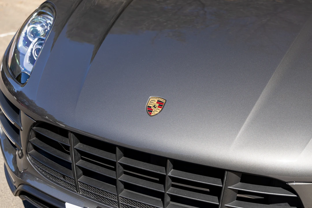 2014 Porsche Macan Turbo - Image 24 of 31