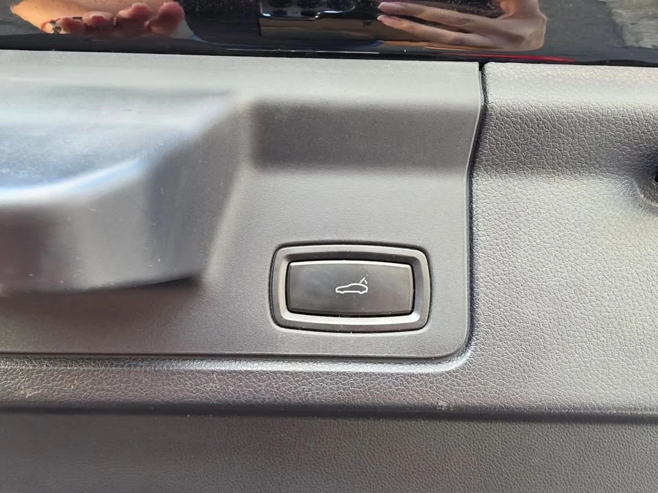 2014 Porsche 970 Panamera - Image 18 of 19