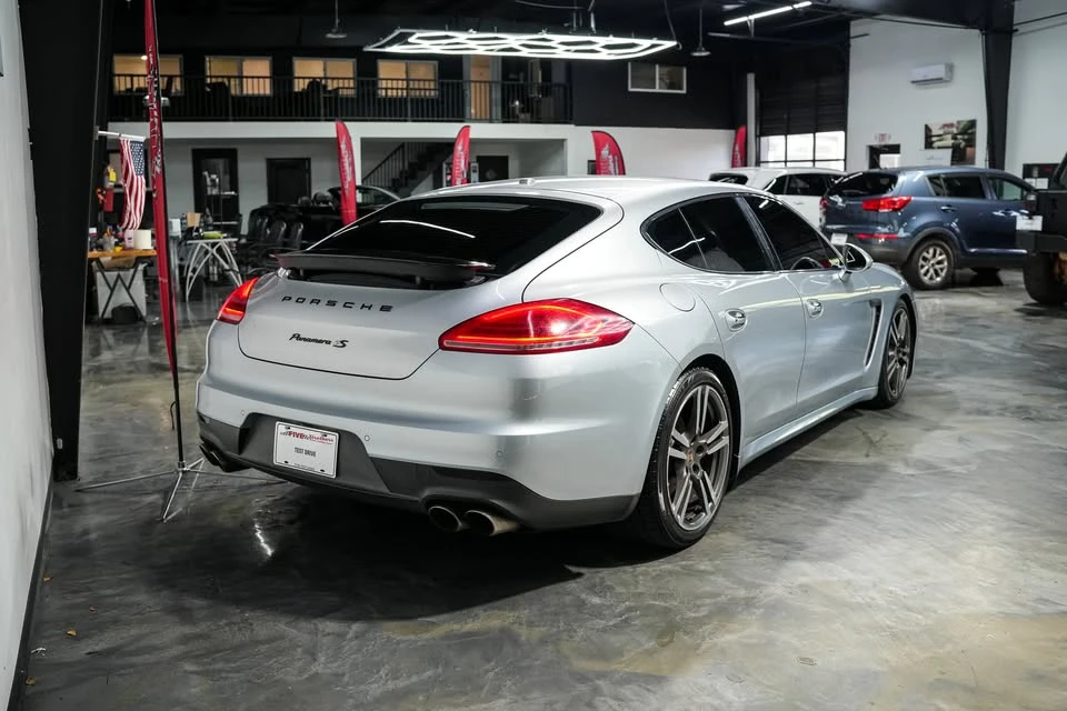 2014 Porsche 970 Panamera 4S - Image 9 of 19