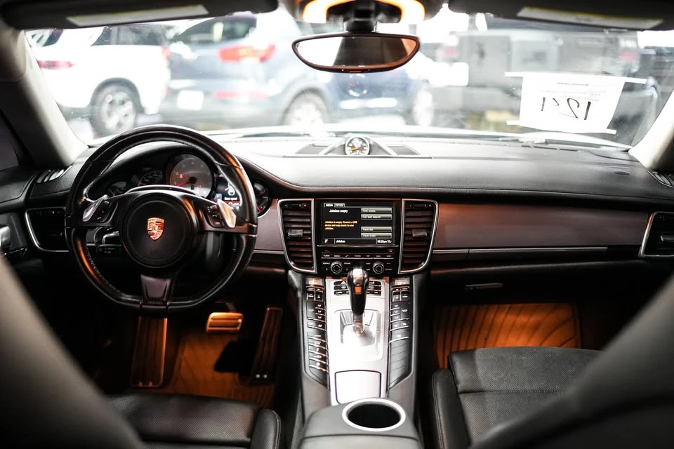 2014 Porsche 970 Panamera 4S - Image 15 of 19
