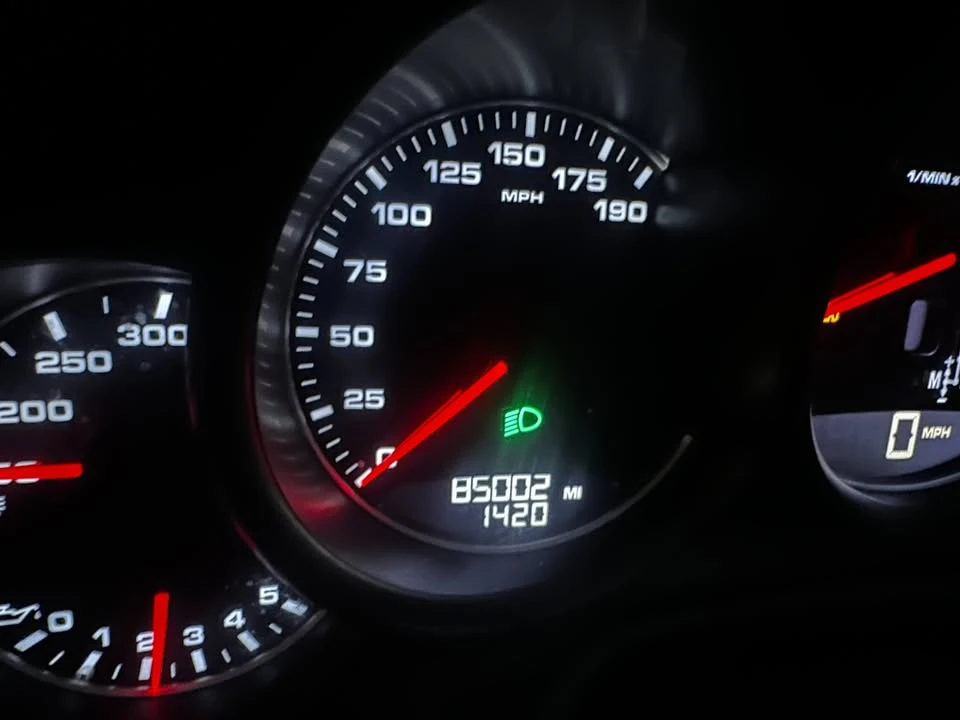 2014 Porsche Panamera - Image 10 of 13