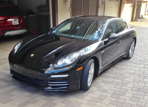 2014 Porsche Panamera 4