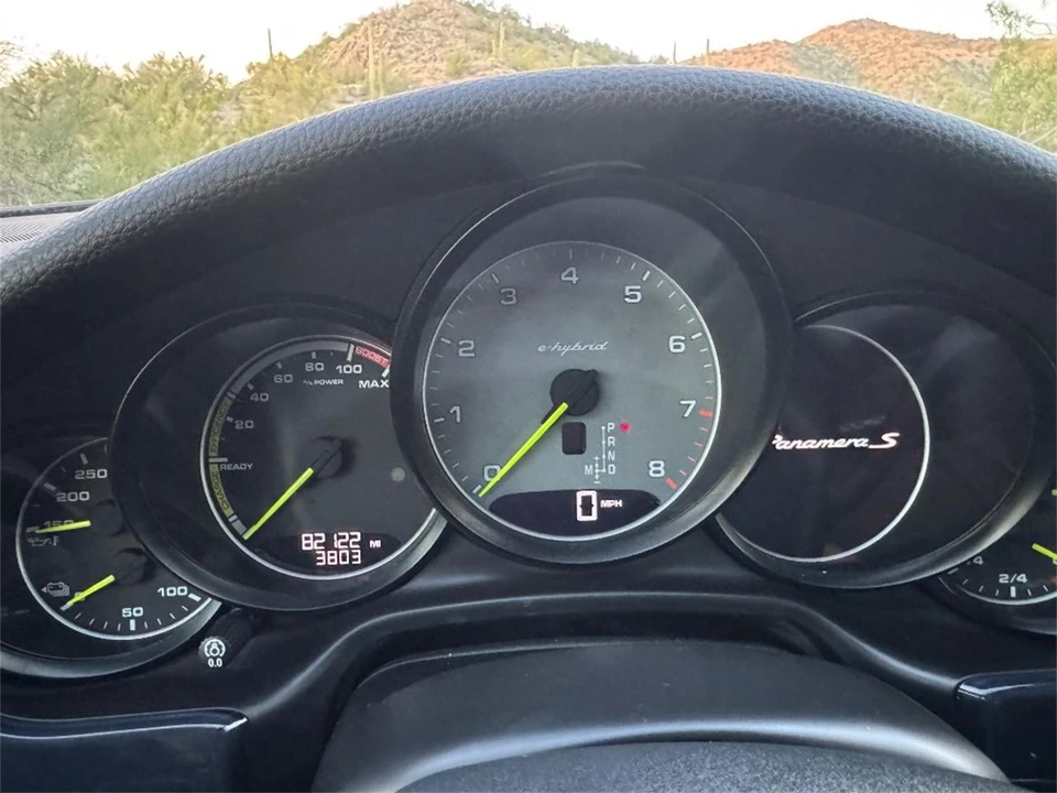 2014 Porsche 970 Panamera - Image 11 of 17