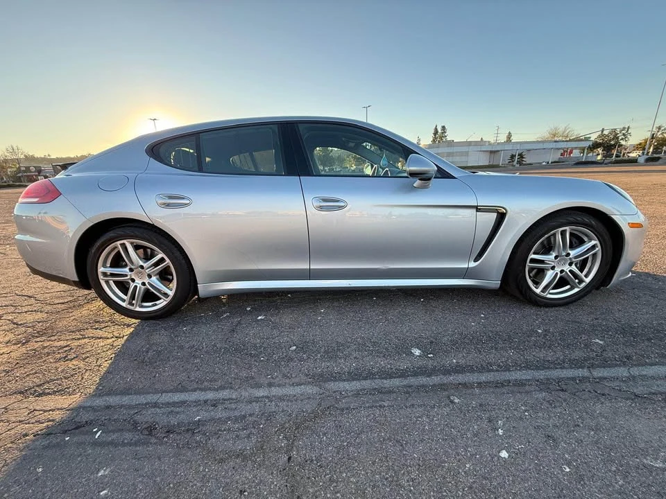 2014 Porsche 970 Panamera - Image 8 of 12