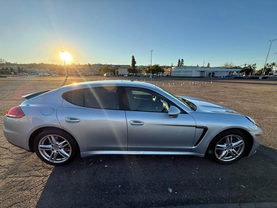 2014 Porsche 970 Panamera - Image 9 of 12