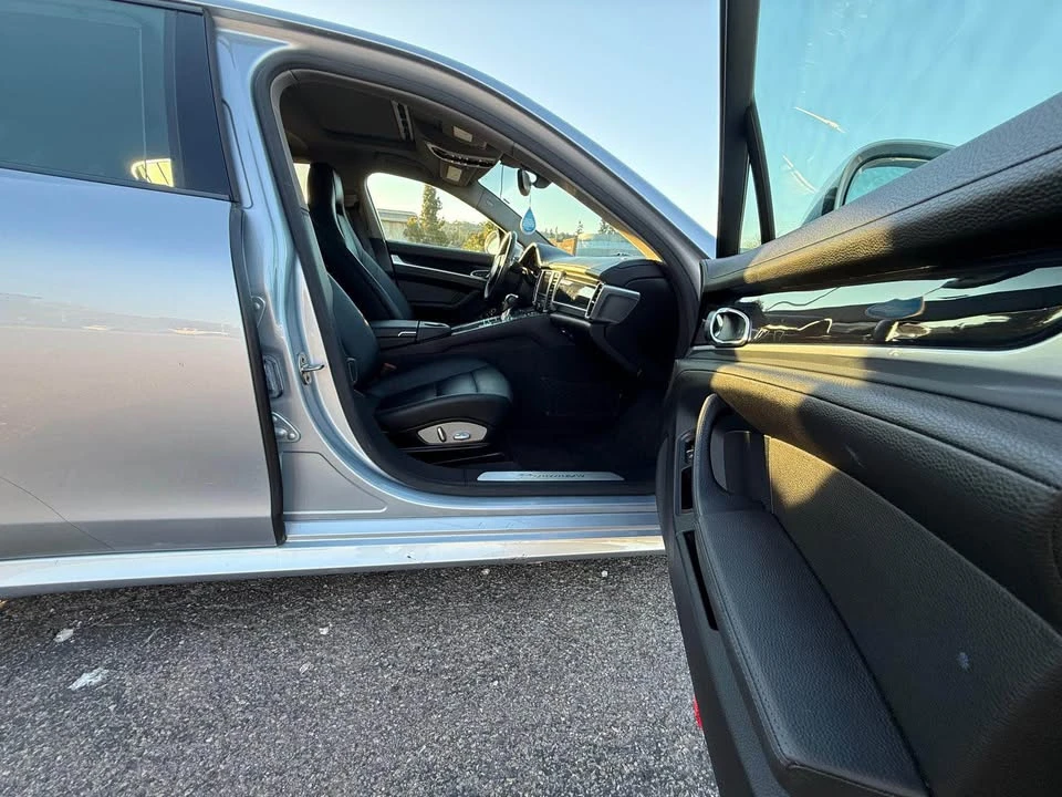2014 Porsche 970 Panamera - Image 10 of 12