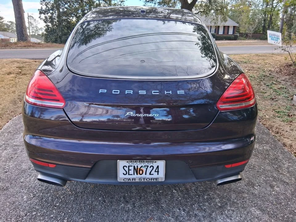 2014 Porsche Panamera - Image 10 of 11