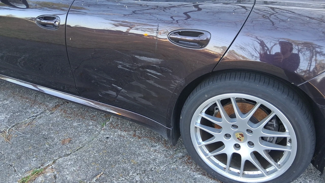 2014 Porsche 970 Panamera - Image 15 of 18