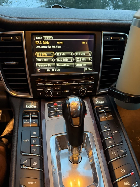 2014 Porsche Panamera - Image 12 of 13