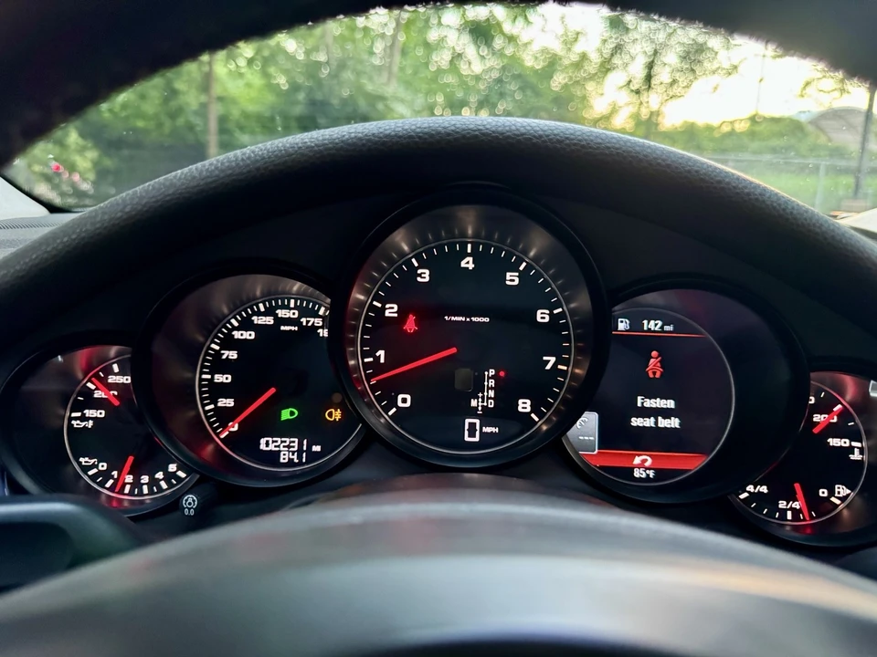 2014 Porsche 970 Panamera - Image 18 of 23
