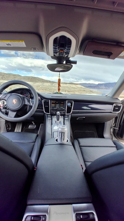 2014 Porsche 970 Panamera - Image 10 of 17