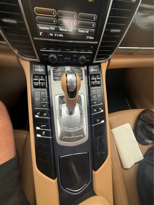 2014 Porsche 970 Panamera - Image 9 of 12