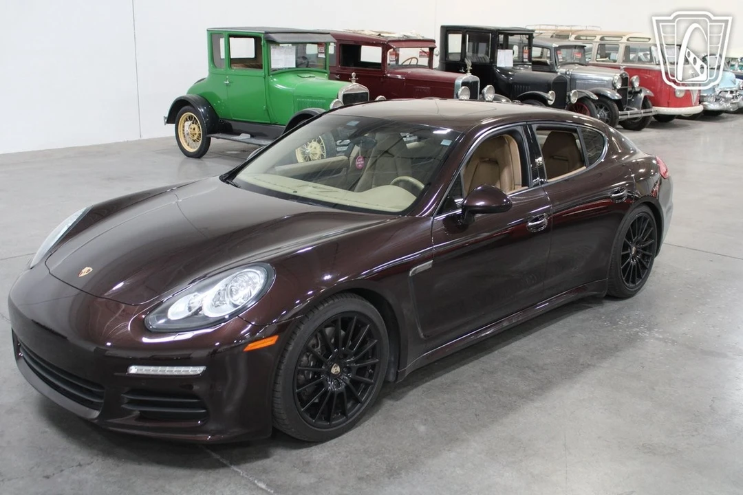 2014 Porsche 970 Panamera - Image 8 of 12
