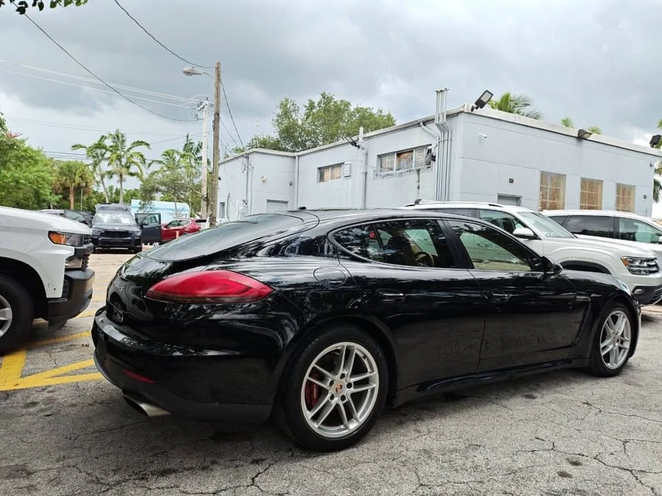 2014 Porsche 970 Panamera - Image 9 of 20