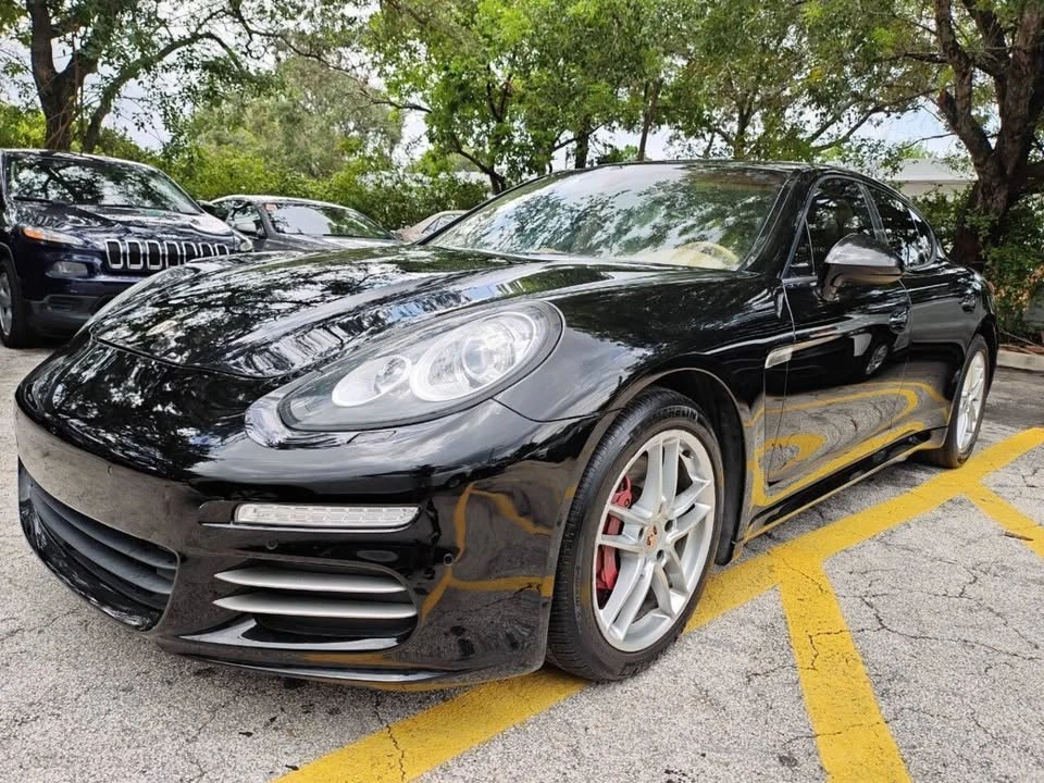 2014 Porsche 970 Panamera - Image 17 of 20
