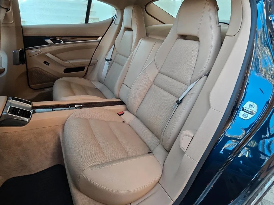 2014 Porsche 970 Panamera - Image 20 of 21